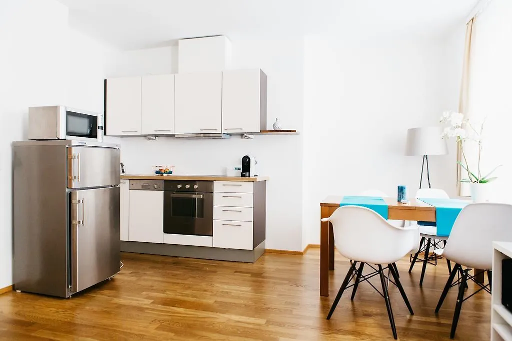 Home Sweet Apartments | Contactless Check-In Vienne